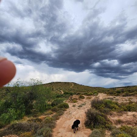 Uthando Backpackers Lodge Оудсхорн Экстерьер фото